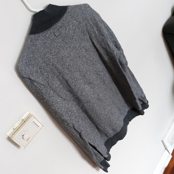 GAP Gray Medium Sweater - Picture 5 of 7
